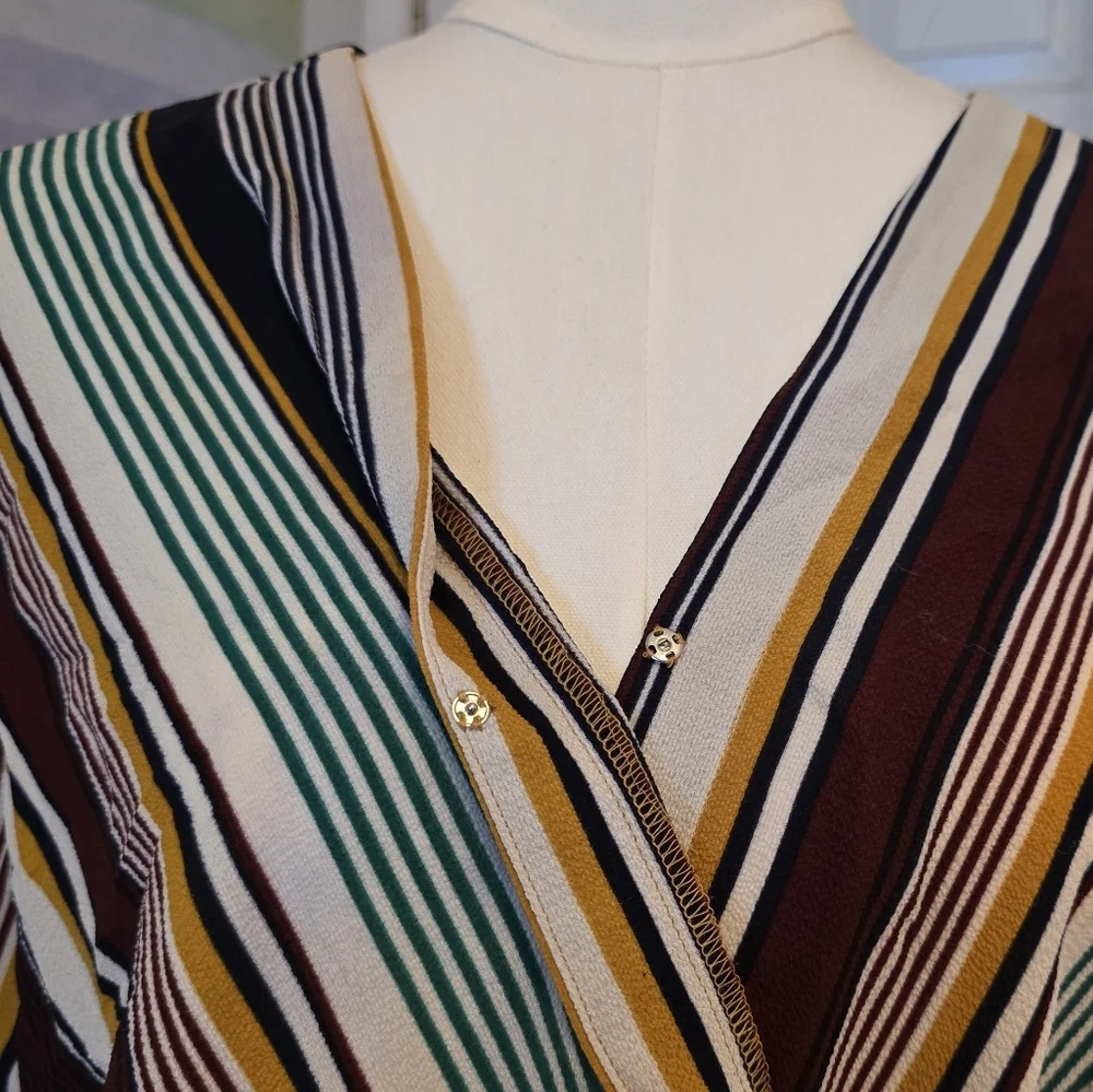 Apt 9 | Large | Striped Wrap Shirt - Picture 4 of 10